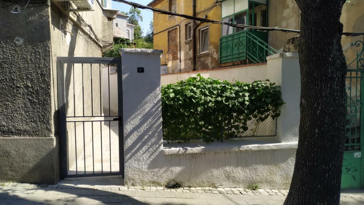 Miroom In The Heart Of Plovdiv Exterior photo